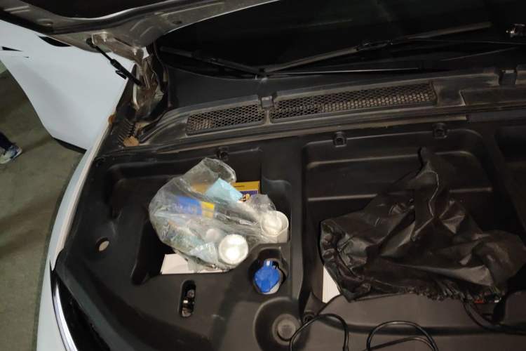 Used XPeng G6 2023 755 Ultra-Long Range Max Engine Bay Right