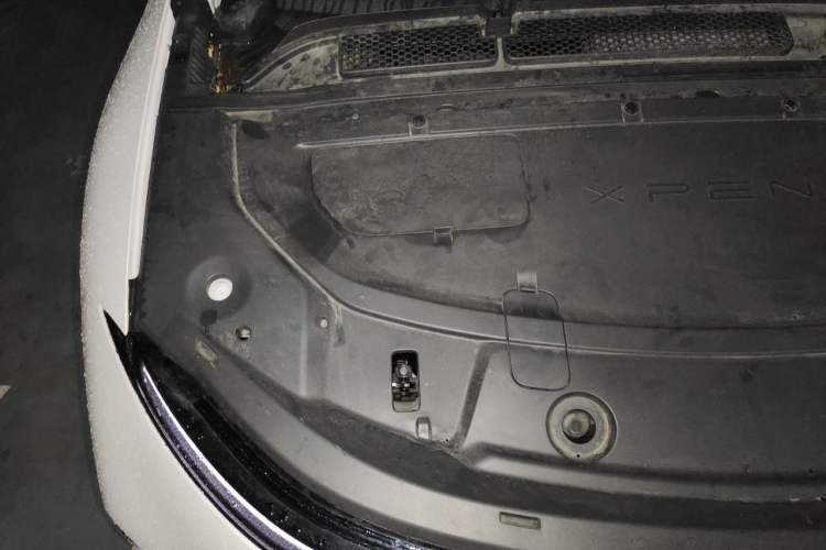 Used XPeng G6 2023 580 Long-Range Pro Engine Bay Right