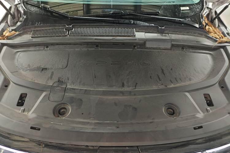 Used XPeng G6 2023 580 Long-Range Max Engine Bay