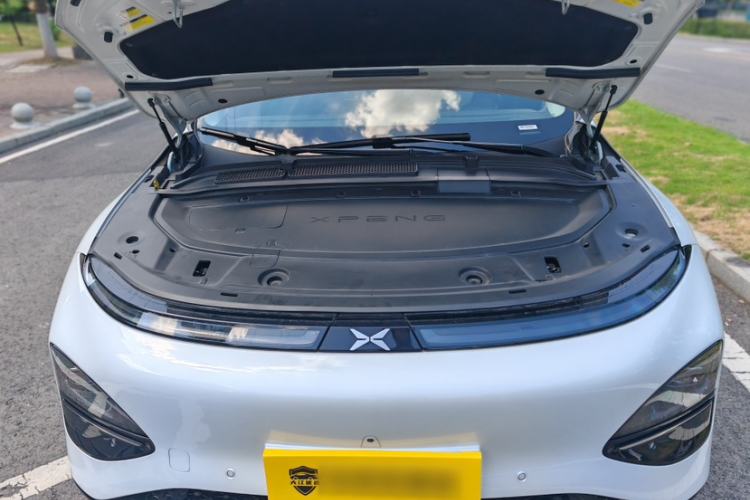Used XPeng G6 2023 580 Long-Range Pro Engine Bay