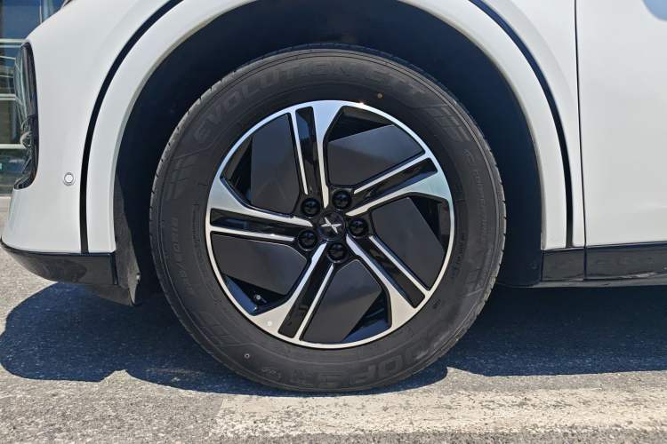 Used XPeng G6 2023 755 Ultra-Long Range Max Exterior 5