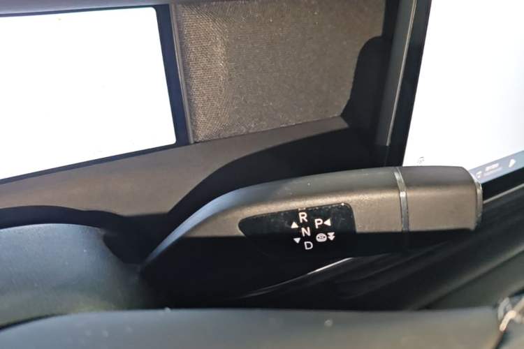 Used XPeng G6 2023 580 Long-Range Pro Gear Lever