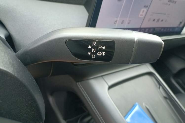 Used XPeng G6 2023 580 Long-Range Pro Gear Lever