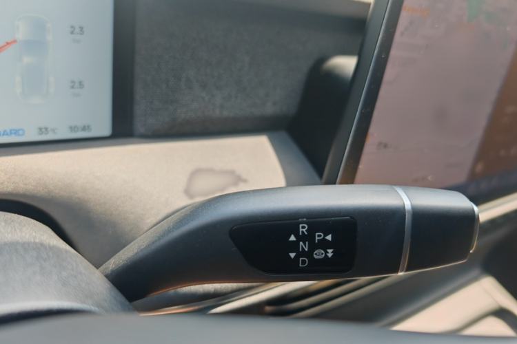 Used XPeng G6 2023 580 Long-Range Pro Gear Lever