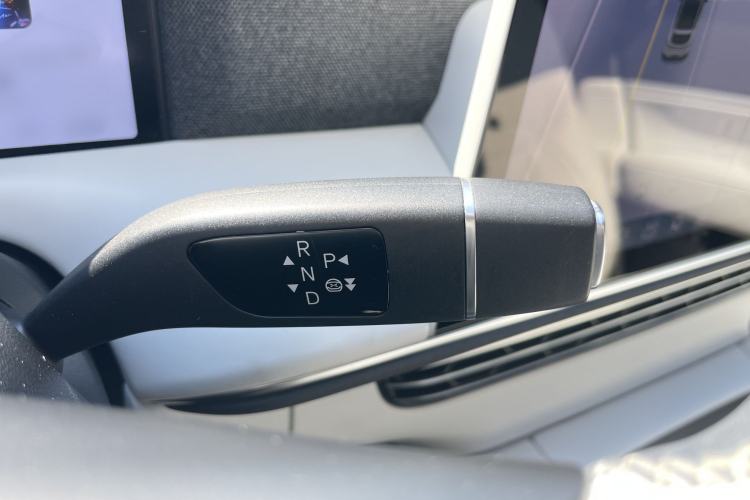 Used XPeng G6 2023 700 Four-Wheel Drive Performance Max Gear Lever