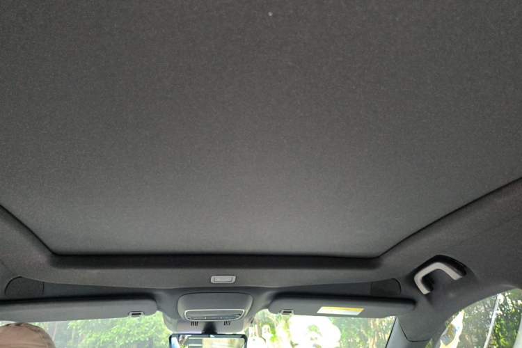 Used XPeng G6 2023 580 Long-Range Pro Headliner