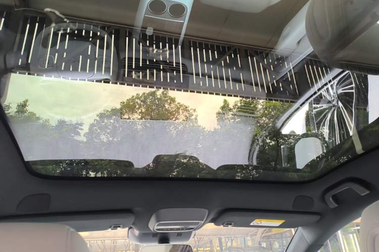 Used XPeng G6 2023 580 Long-Range Pro Headliner