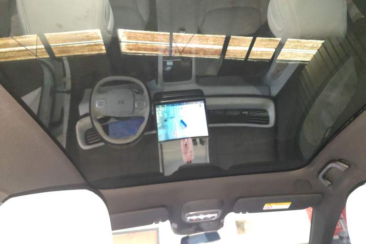 Used XPeng G6 2023 580 Long-Range Max Headliner