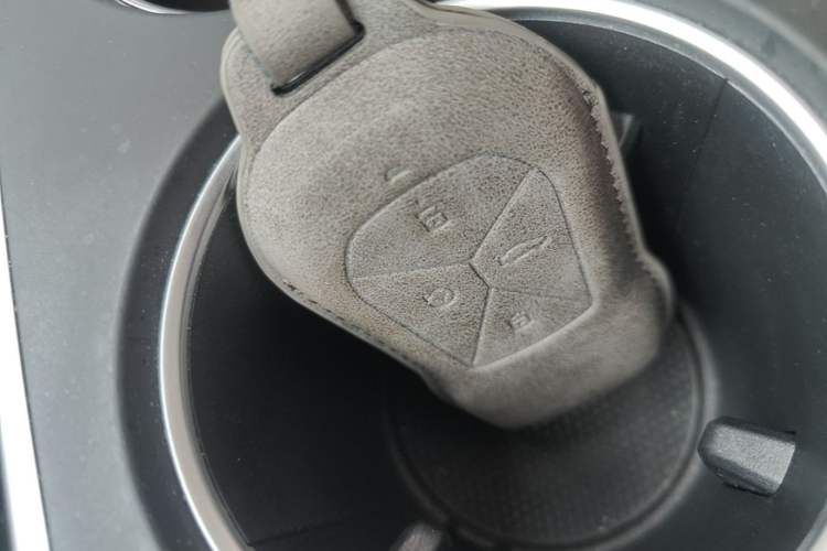Used XPeng G6 2023 580 Long-Range Pro Interior 1