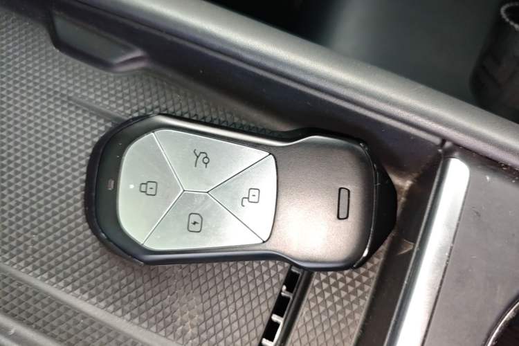 Used XPeng G6 2023 580 Long-Range Pro Interior 1