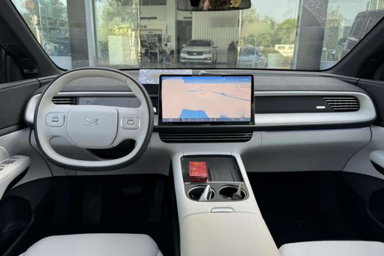 Used XPeng G6 2023 580 Long-Range Max Interior 1