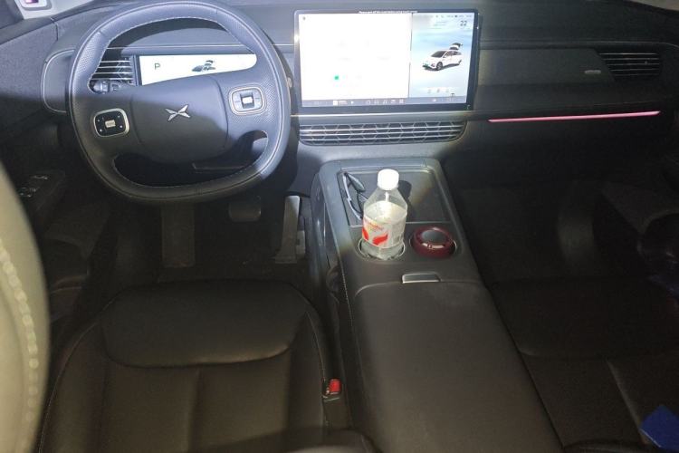 Used XPeng G6 2023 580 Long-Range Pro Interior 2
