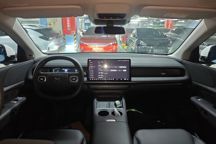 Used XPeng G6 2023 580 Long-Range Max Interior 2