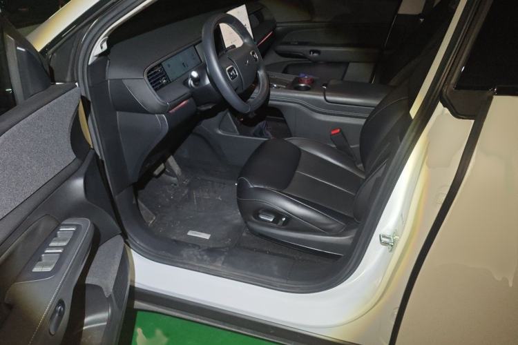 Used XPeng G6 2023 580 Long-Range Pro Interior 3
