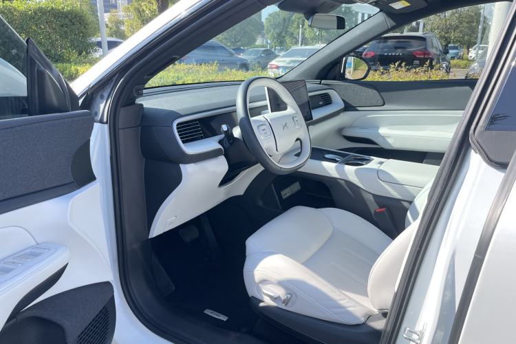 Used XPeng G6 2023 700 Four-Wheel Drive Performance Max Interior 4