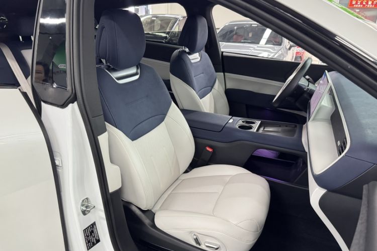 Used XPeng G6 2023 580 Long-Range Max Interior 6