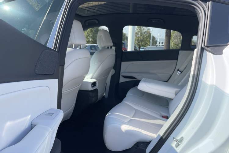 Used XPeng G6 2023 700 Four-Wheel Drive Performance Max Interior 6