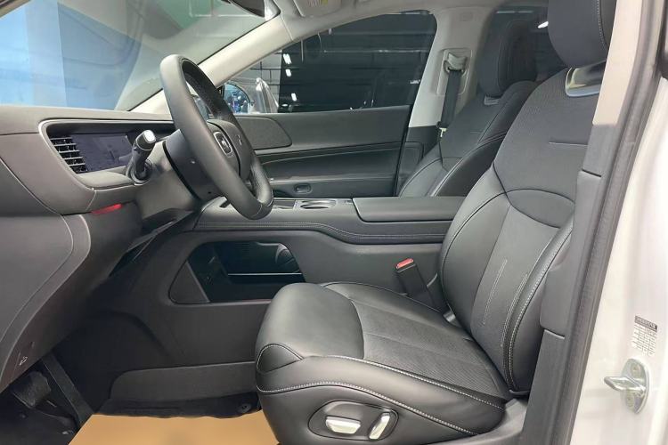 Used XPeng G6 2023 580 Long-Range Max Interior 6