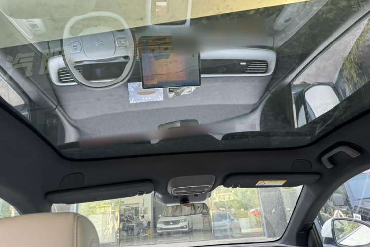 Used XPeng G6 2023 580 Long-Range Max Interior 7