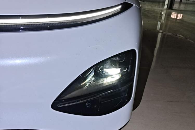 Used XPeng G6 2023 755 Ultra-Long Range Max Left Front Headlight