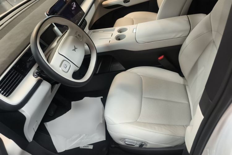 Used XPeng G6 2023 580 Long-Range Pro Left Front Seat