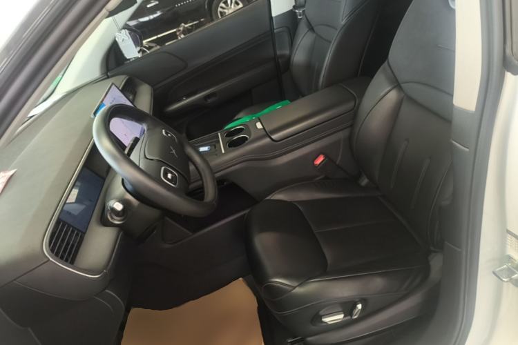 Used XPeng G6 2023 580 Long-Range Pro Left Front Seat