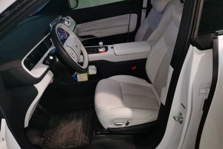 Used XPeng G6 2023 580 Long-Range Max Left Front Seat