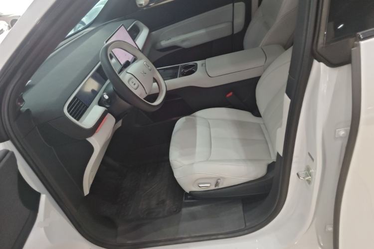 Used XPeng G6 2023 580 Long-Range Max Left Front Seat