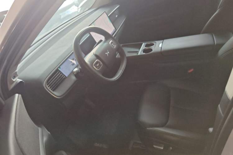 Used XPeng G6 2023 580 Long-Range Pro Left Front Seat