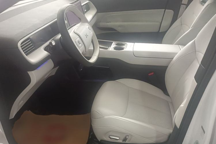 Used XPeng G6 2023 580 Long-Range Pro Left Front Seat