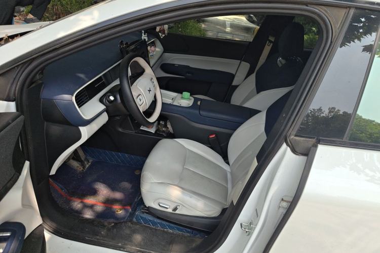 Used XPeng G6 2023 580 Long-Range Pro Left Front Seat