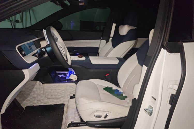 Used XPeng G6 2023 580 Long-Range Max Left Front Seat