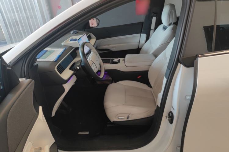 Used XPeng G6 2023 580 Long-Range Max Left Front Seat
