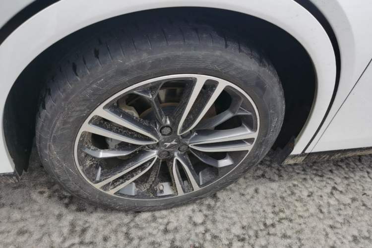 Used XPeng G6 2023 580 Long-Range Max Left Front Wheel Hub