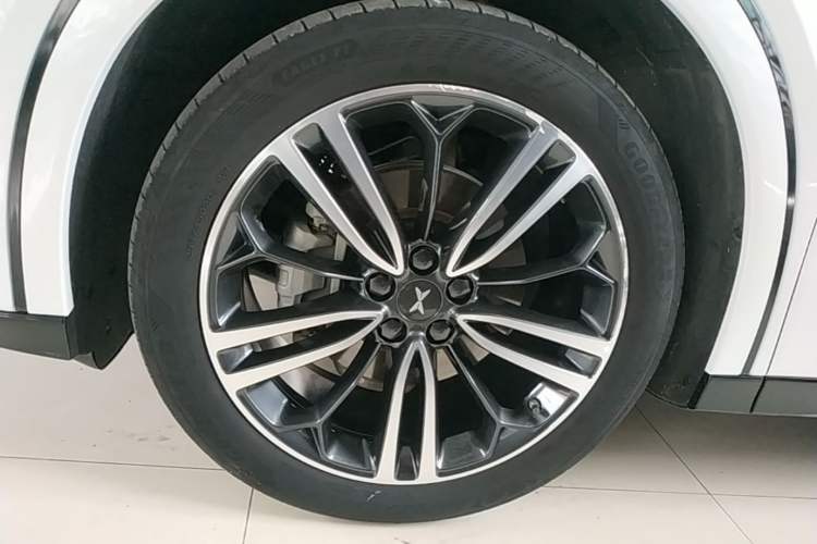 Used XPeng G6 2023 580 Long-Range Pro Left Front Wheel Hub