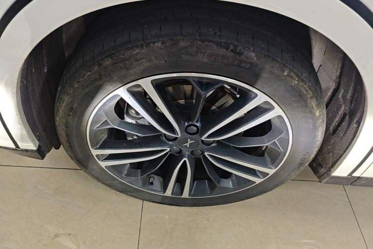 Used XPeng G6 2023 580 Long-Range Pro Left Front Wheel Hub
