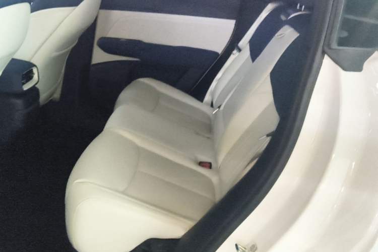 Used XPeng G6 2023 580 Long-Range Pro Left Rear Seat