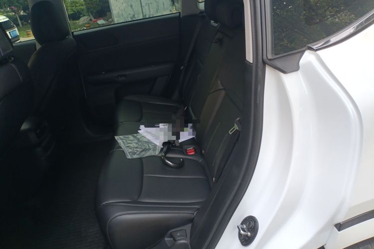 Used XPeng G6 2023 580 Long-Range Pro Left Rear Seat