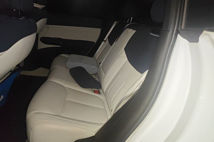 Used XPeng G6 2023 580 Long-Range Max Left Rear Seat
