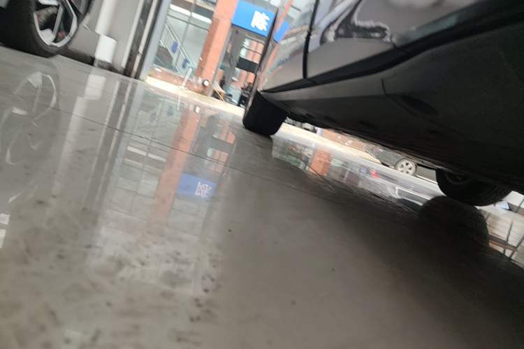 Used XPeng G6 2023 580 Long-Range Max Left Side Sill