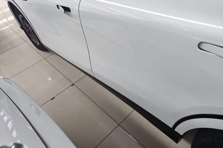 Used XPeng G6 2023 755 Ultra-Long Range Max Left Side Sill