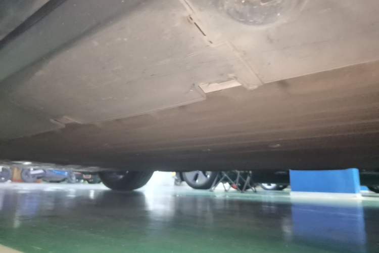 Used XPeng G6 2023 580 Long-Range Pro Left Side Sill