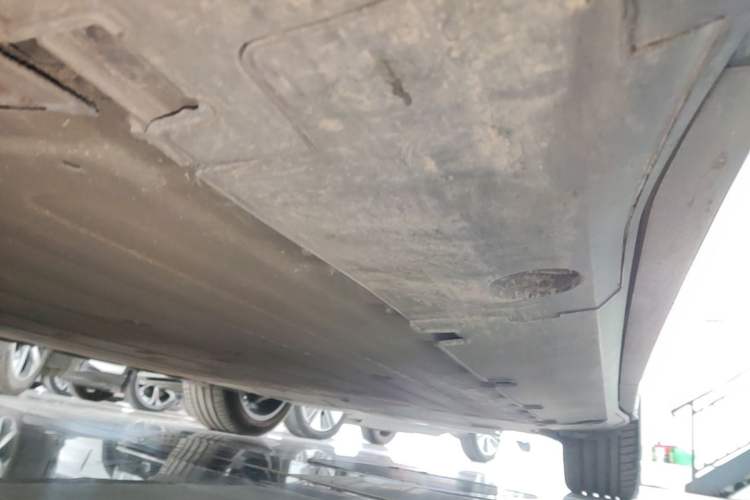 Used XPeng G6 2023 580 Long-Range Pro Left Side Sill