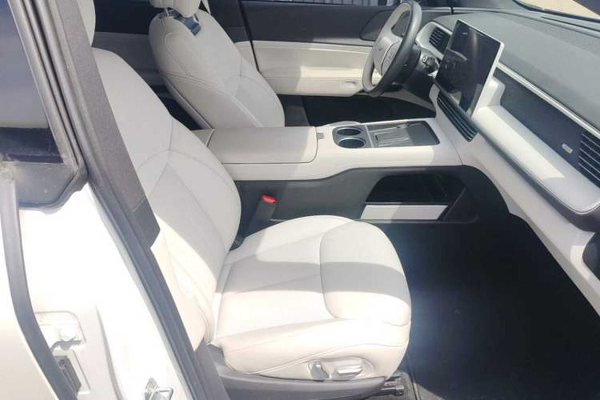 Used XPeng G6 2023 755 Ultra-Long Range Max Right Front Seat
