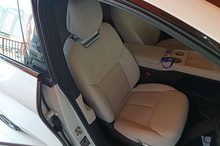 Used XPeng G6 2023 580 Long-Range Max Right Front Seat