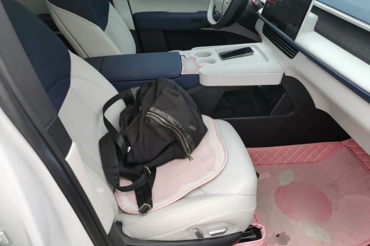 Used XPeng G6 2023 580 Long-Range Max Right Front Seat