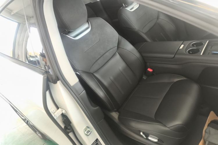 Used XPeng G6 2023 580 Long-Range Pro Right Front Seat