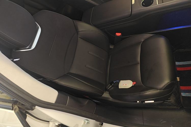 Used XPeng G6 2023 580 Long-Range Max Right Front Seat