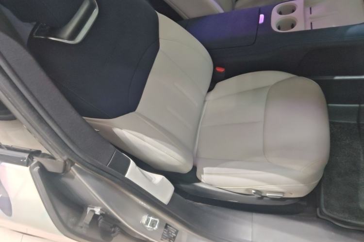Used XPeng G6 2023 755 Ultra-Long Range Max Right Front Seat