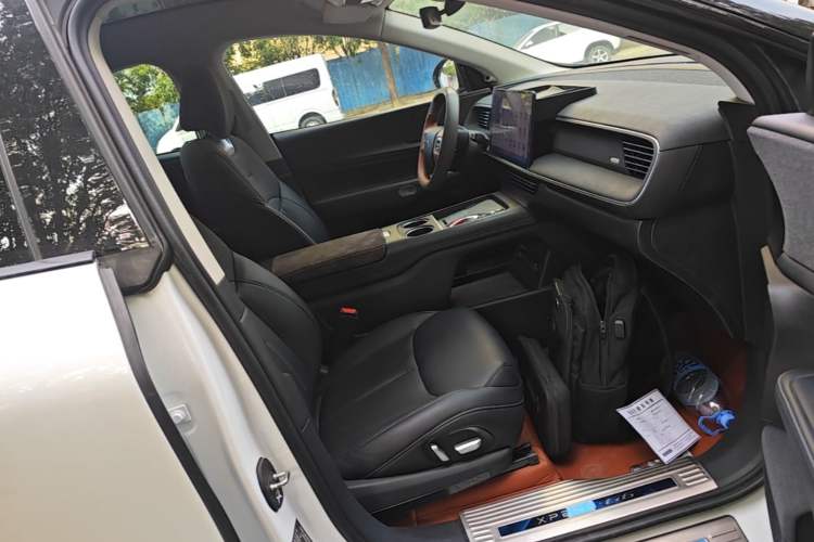 Used XPeng G6 2023 755 Ultra-Long Range Pro Right Front Seat